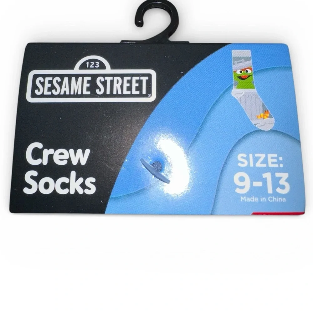 Sesame Street Oscar the Grouch Socks size 9-13 NWT‎